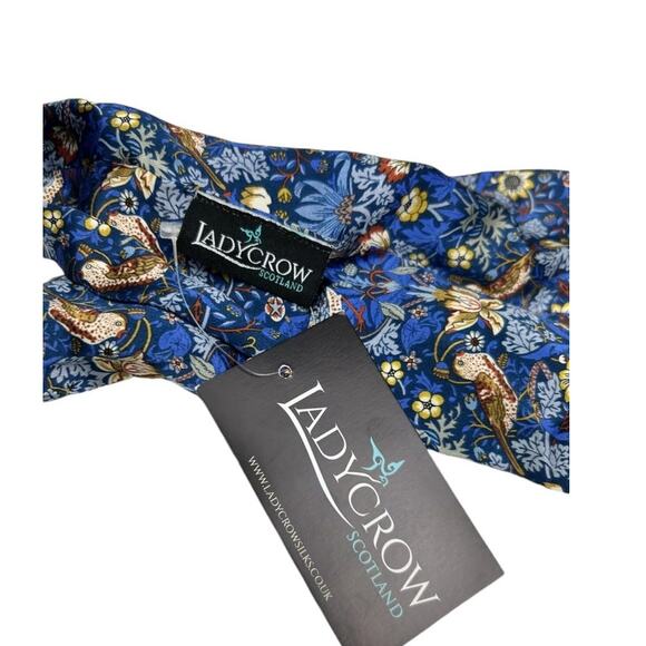 New With Tags Lady Crow Silk Infinity Scarf/Wrap with Magnetic Clasp - Picture 3 of 6